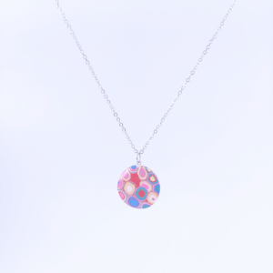 Collar con dije de arcilla polimérica